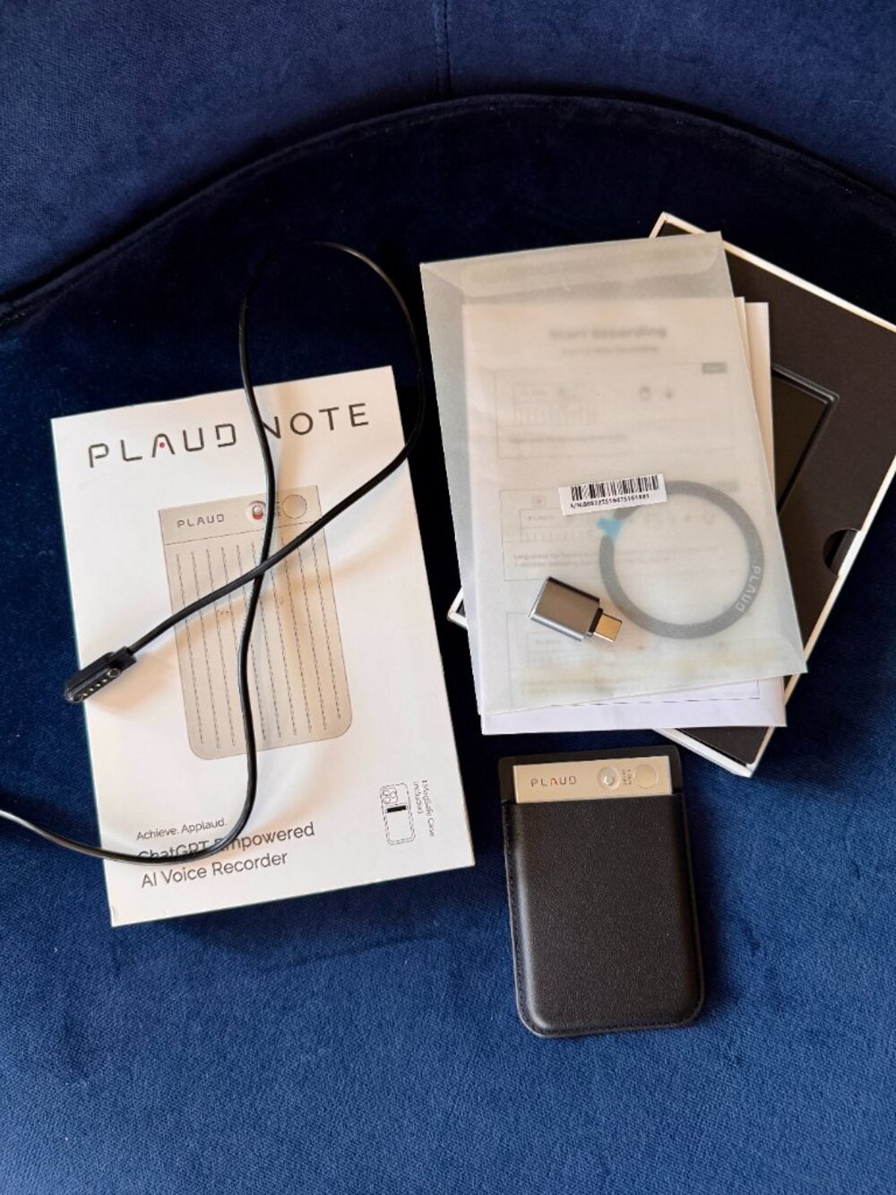 Plaud Notes AI Recorder - Record two-way conversations on your phone - Picture 3 of 12